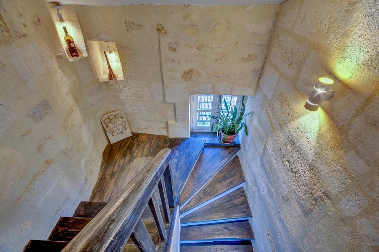 Le Secret De Bacchus By Cocoonr Apartment Bordeaux Bagian luar foto